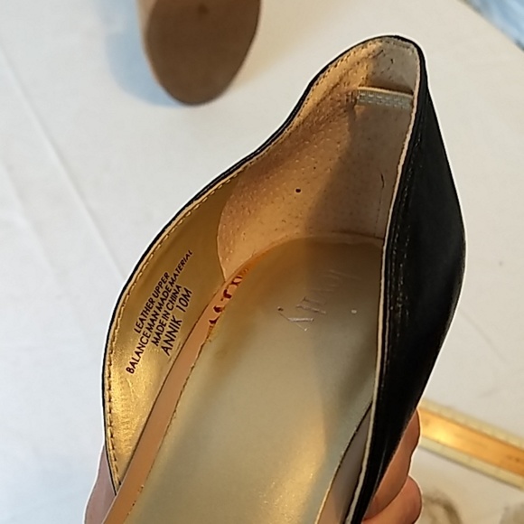 Levity Annik open toe pump - Picture 5 of 8